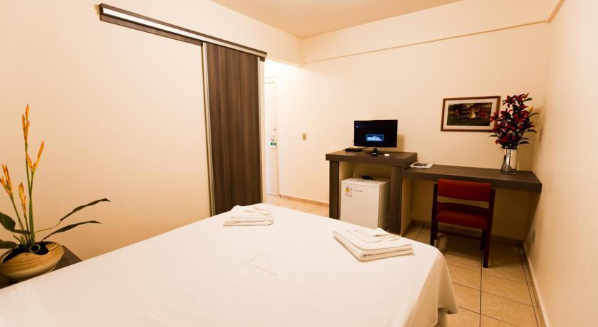 Oft Garden Hotel Гояния Экстерьер фото